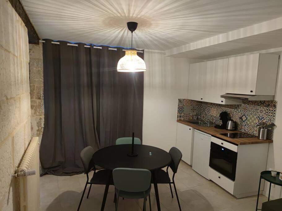 Studio De Charme, Au Calme Dans Le Vieux Chaumont Chaumont  Kültér fotó